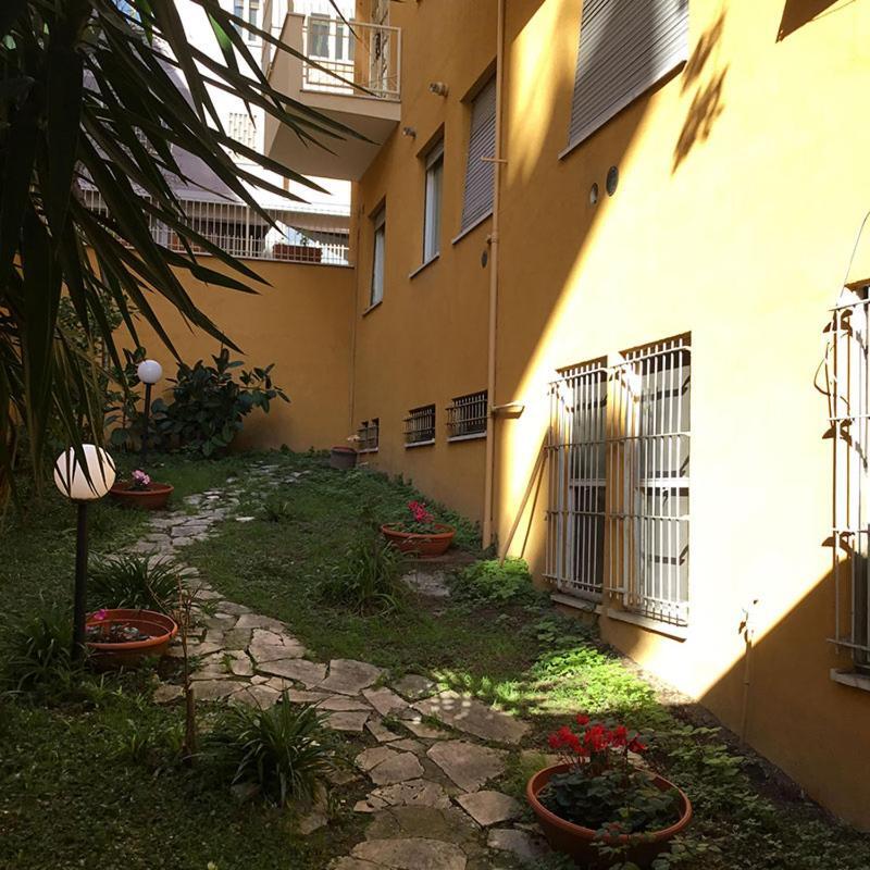 Ale&Andrea Apartments Blu & Lilla Roma Dış mekan fotoğraf