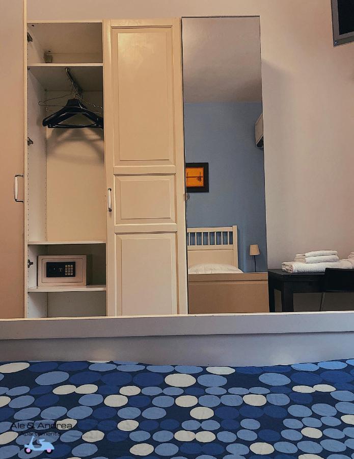 Ale&Andrea Apartments Blu & Lilla Roma Dış mekan fotoğraf